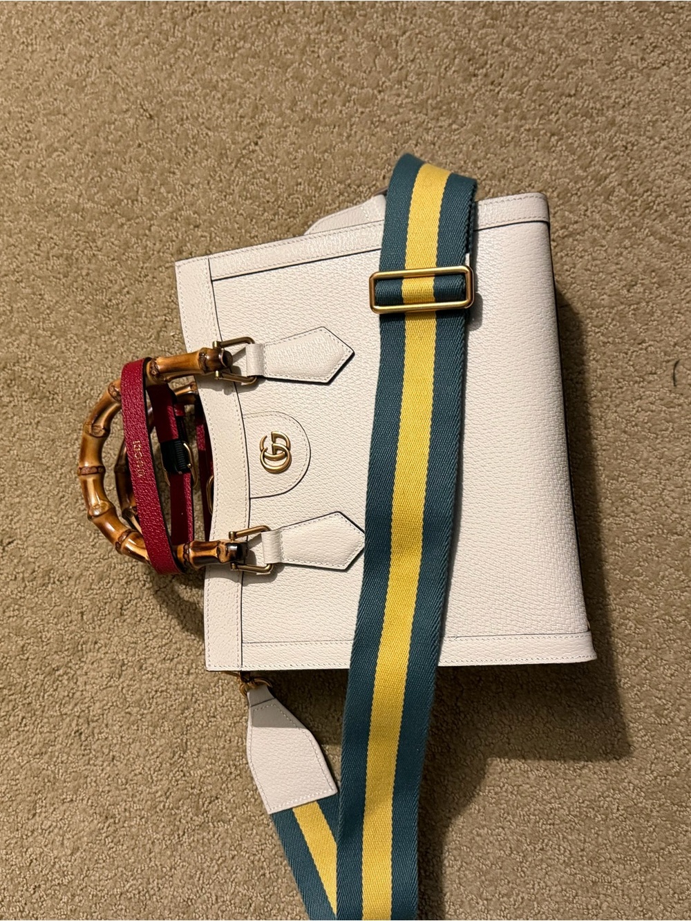 Gucci Diana Medium Calfskin Bamboo Satchel - Picture 3 of 10